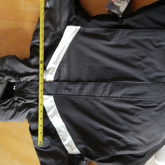 Helly Hansen Ski Jacket - Picture 10 of 16